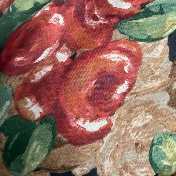 Satin and lace top - Picture 5 of 6